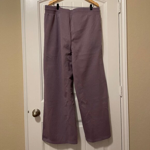 PUMA Ladies Fleece Straight Leg Pant Purple - Picture 2 of 6